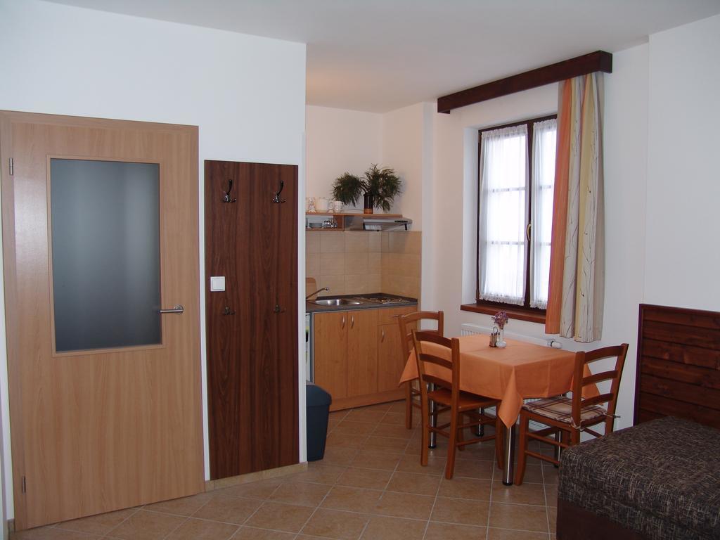 יאנסקה לזנה Apartmany U Kaminku מראה חיצוני תמונה
